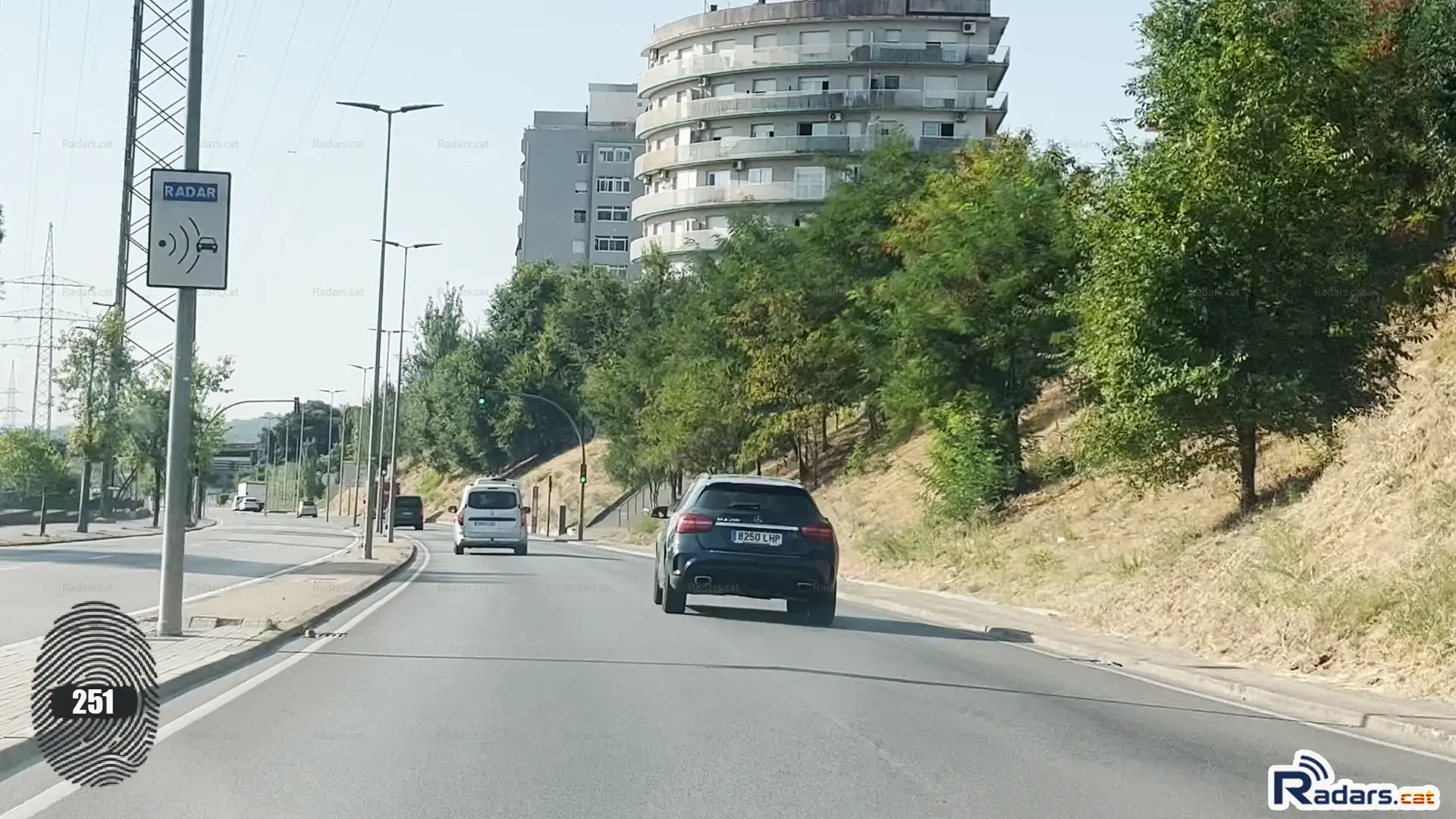 000251 fotografia senyal velocitat multaradar c terrassa avinguda valles 181 sentit rubi ca v01