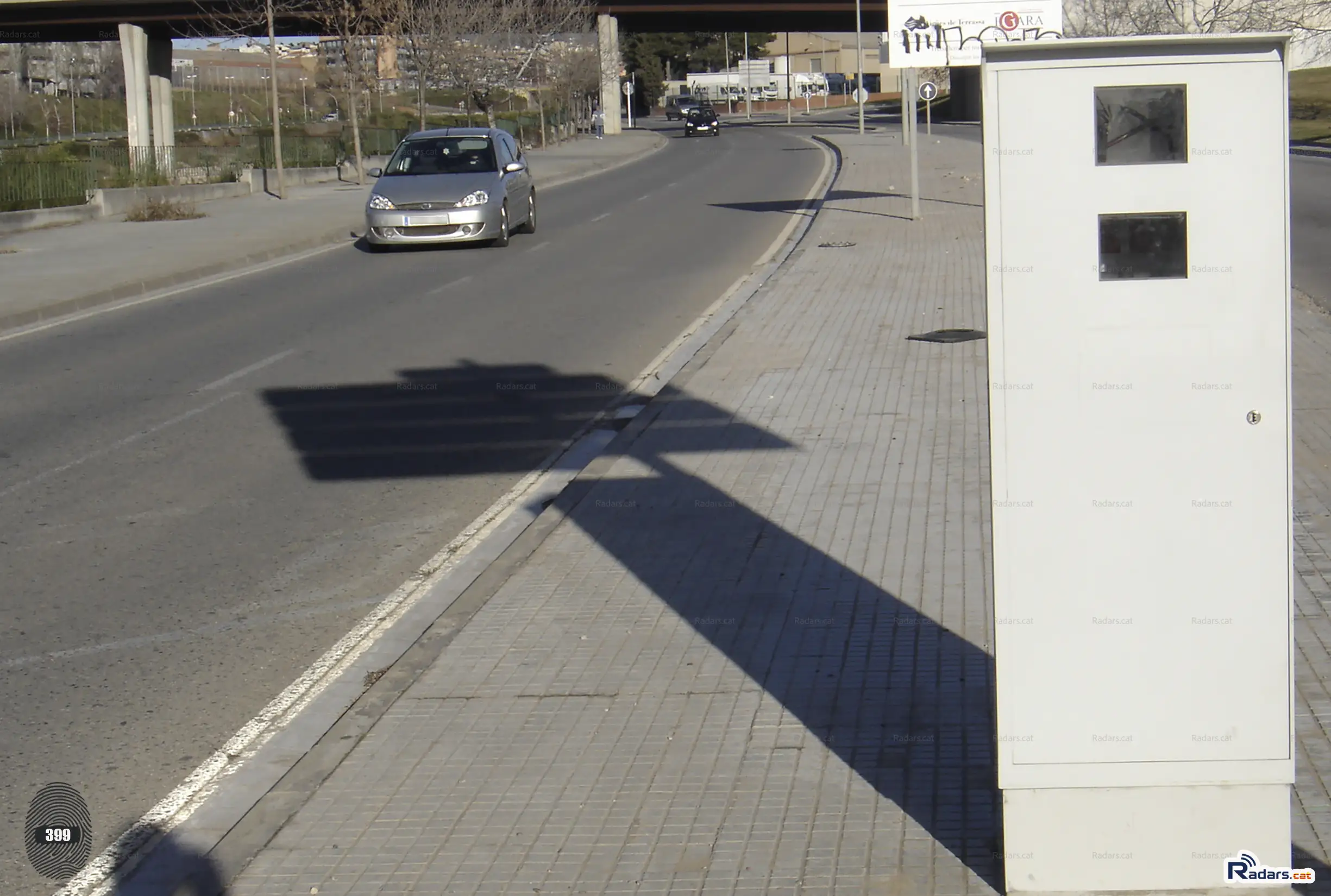 Fotografia Radar Velocitat Multanova Terrassa Avinguda del Valles 348 - Primer pla frontal HERO